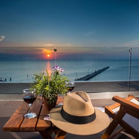 Vento Di Mare Apartment Peraia  Exterior photo