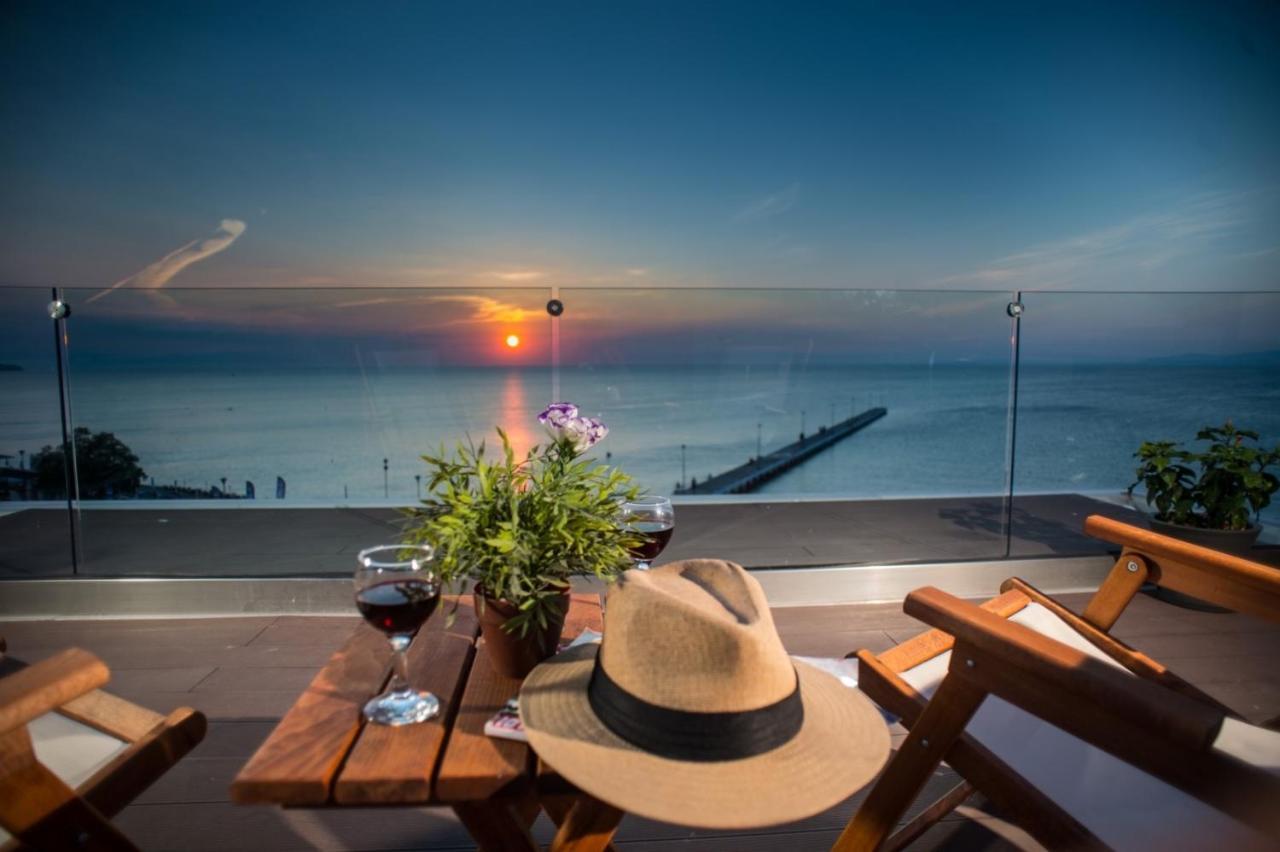 Vento Di Mare Apartment Peraia  Exterior photo