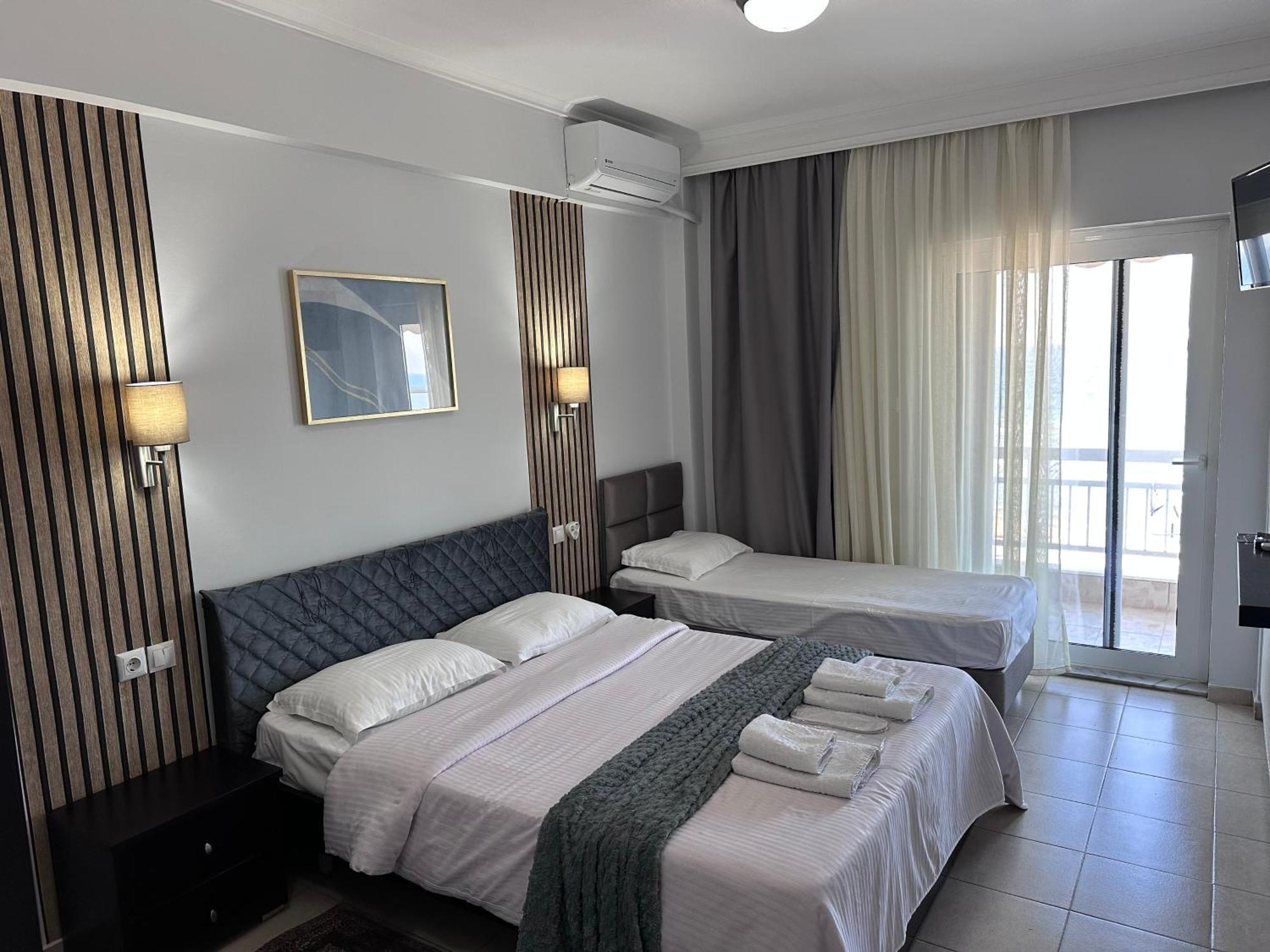 Vento Di Mare Apartment Peraia  Exterior photo